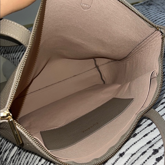 CUYANA Elegant Taupe LEATHER Tote Bag - Picture 11 of 16
